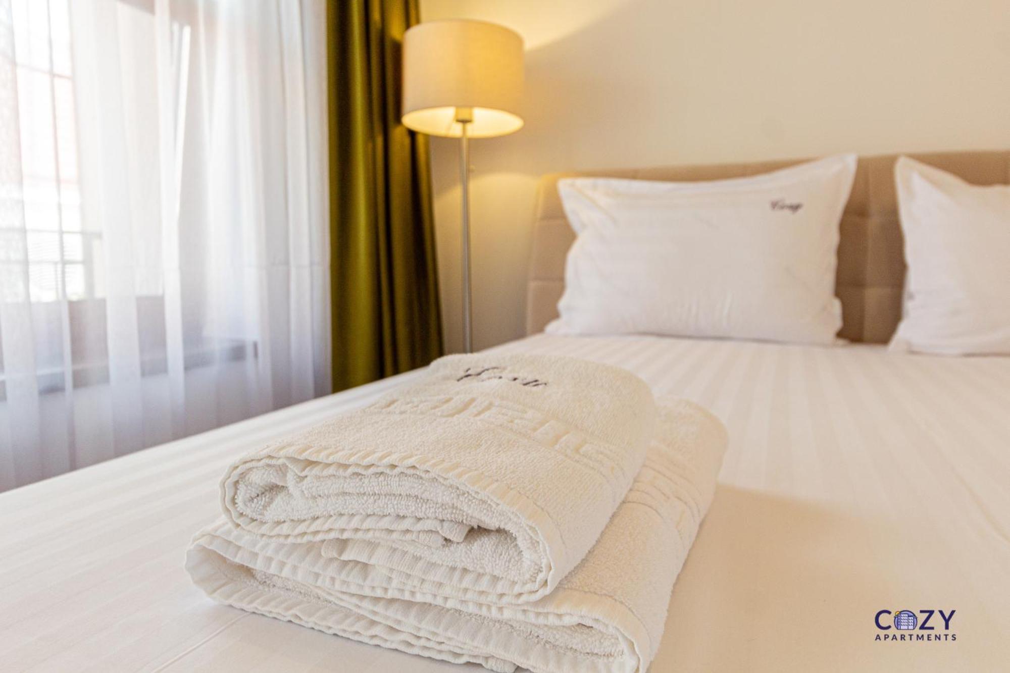 Cozy Brand New Boutique Aparthotel Брашов Экстерьер фото