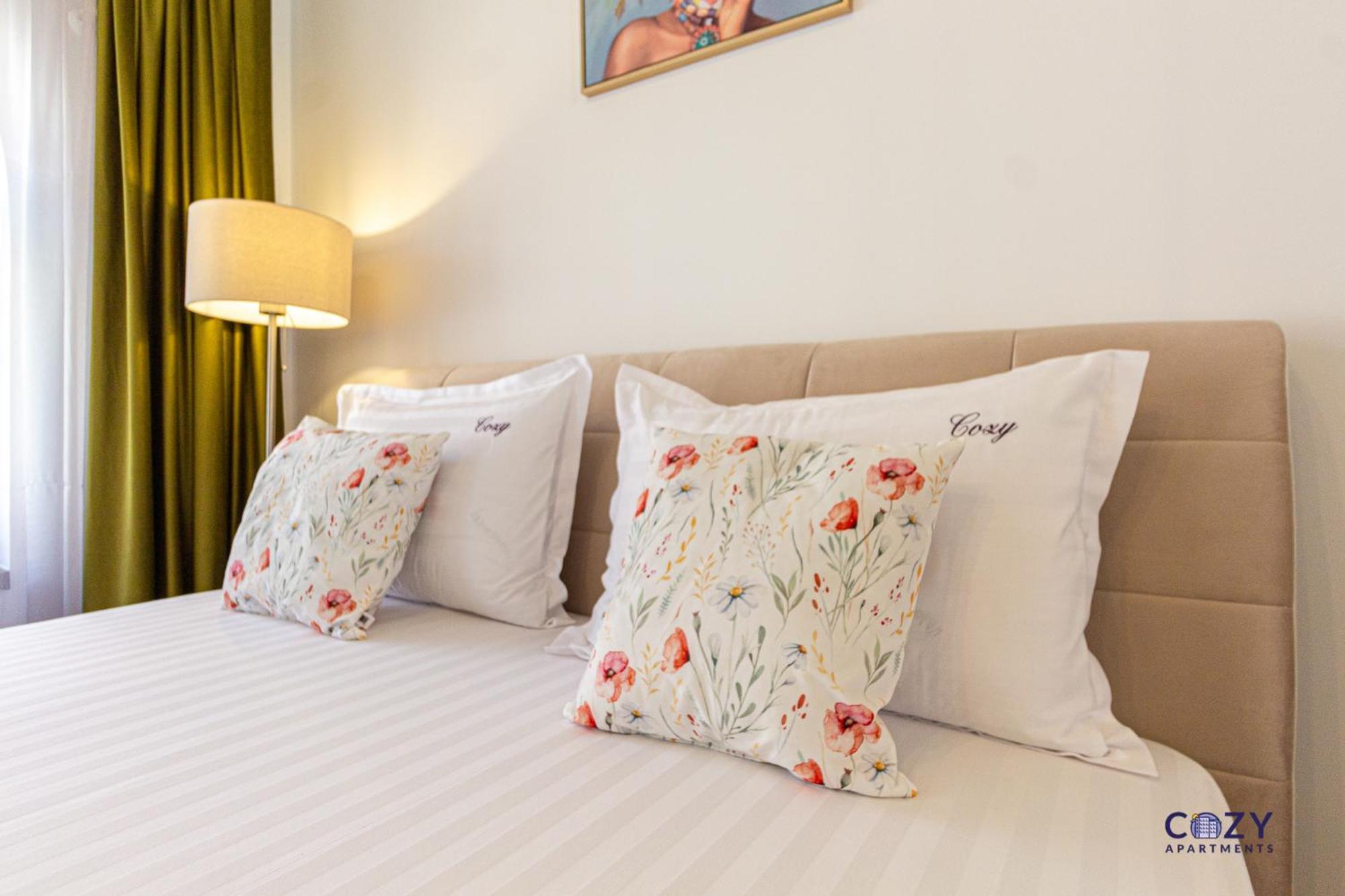 Cozy Brand New Boutique Aparthotel Брашов Экстерьер фото