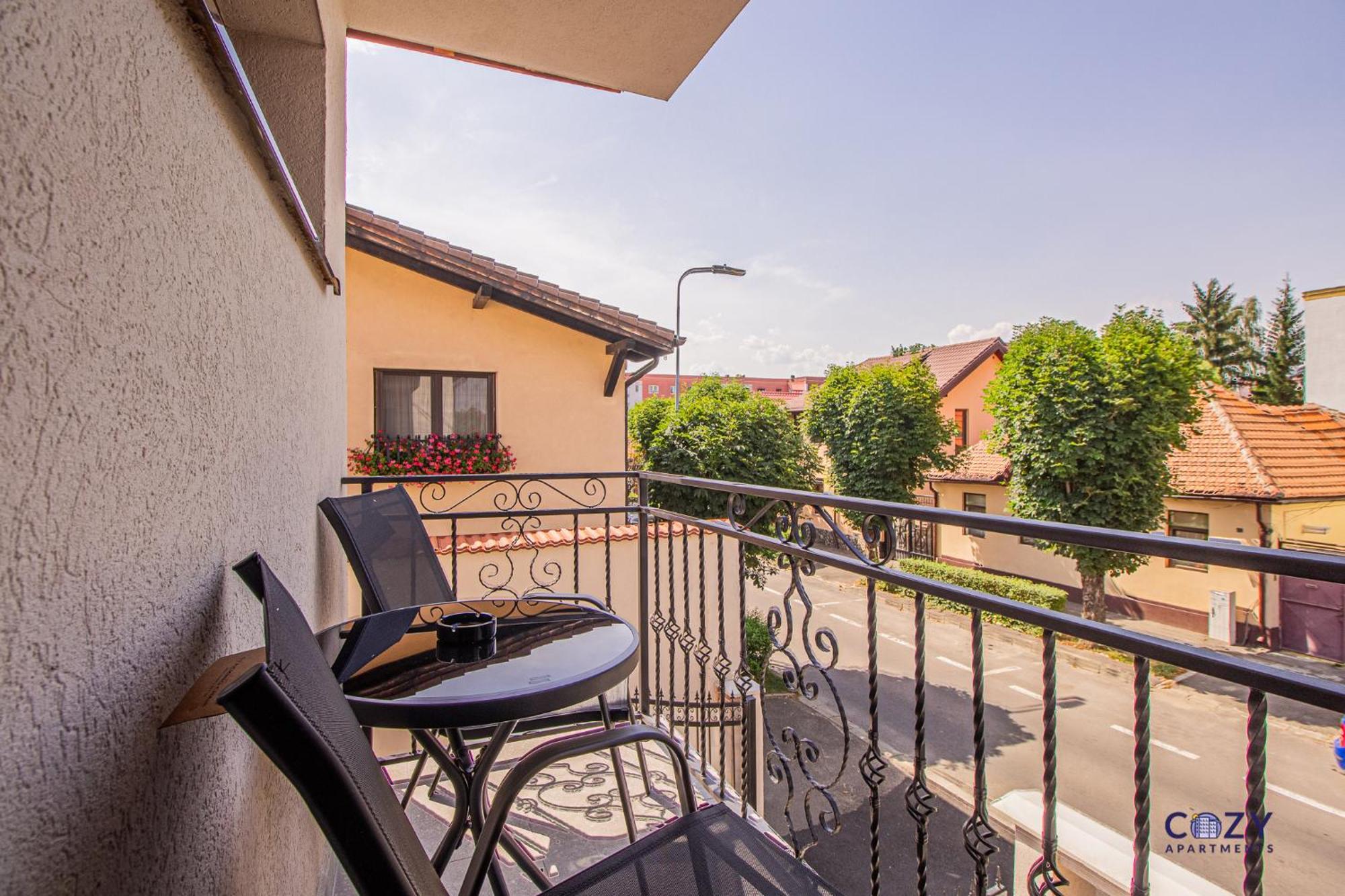 Cozy Brand New Boutique Aparthotel Брашов Экстерьер фото
