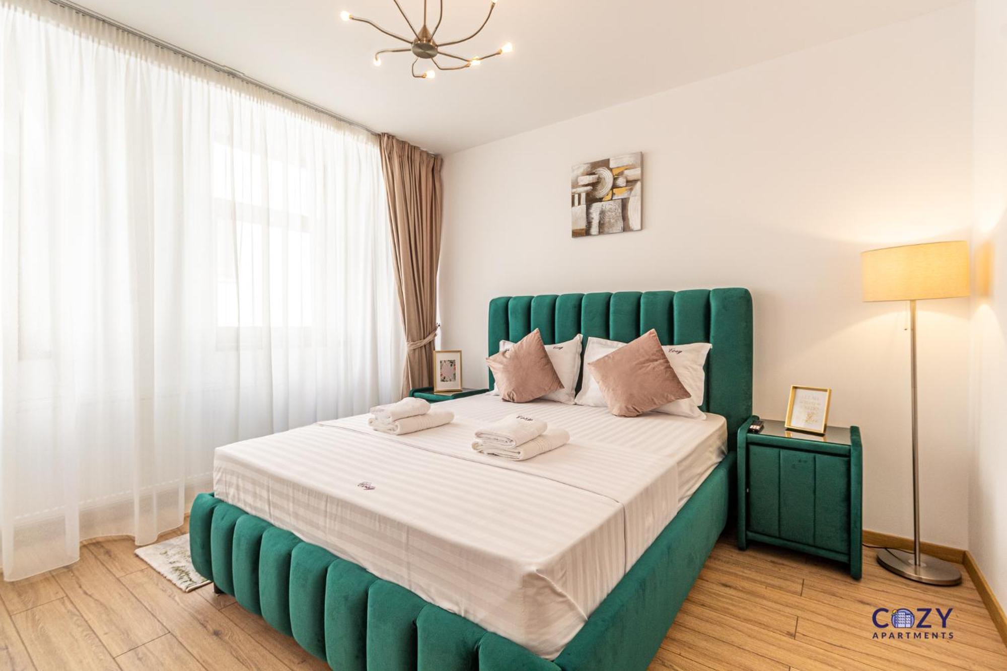 Cozy Brand New Boutique Aparthotel Брашов Экстерьер фото
