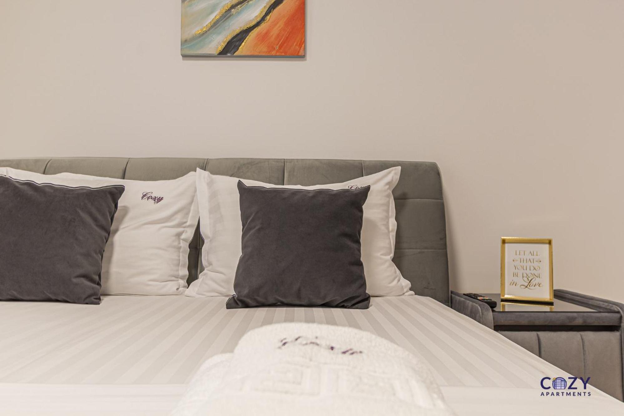 Cozy Brand New Boutique Aparthotel Брашов Экстерьер фото